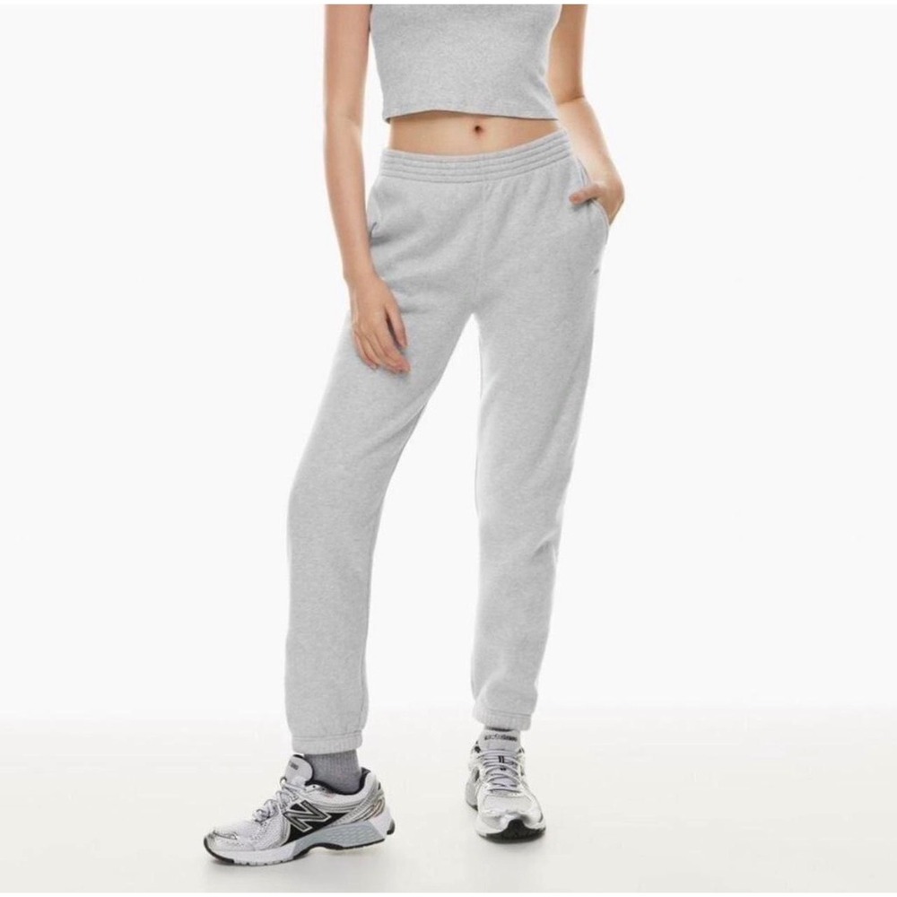 Aritzia TNA Sweatfleece Cozy Fleece Perfect Fit Jogger Sweatpants Gray Medium
